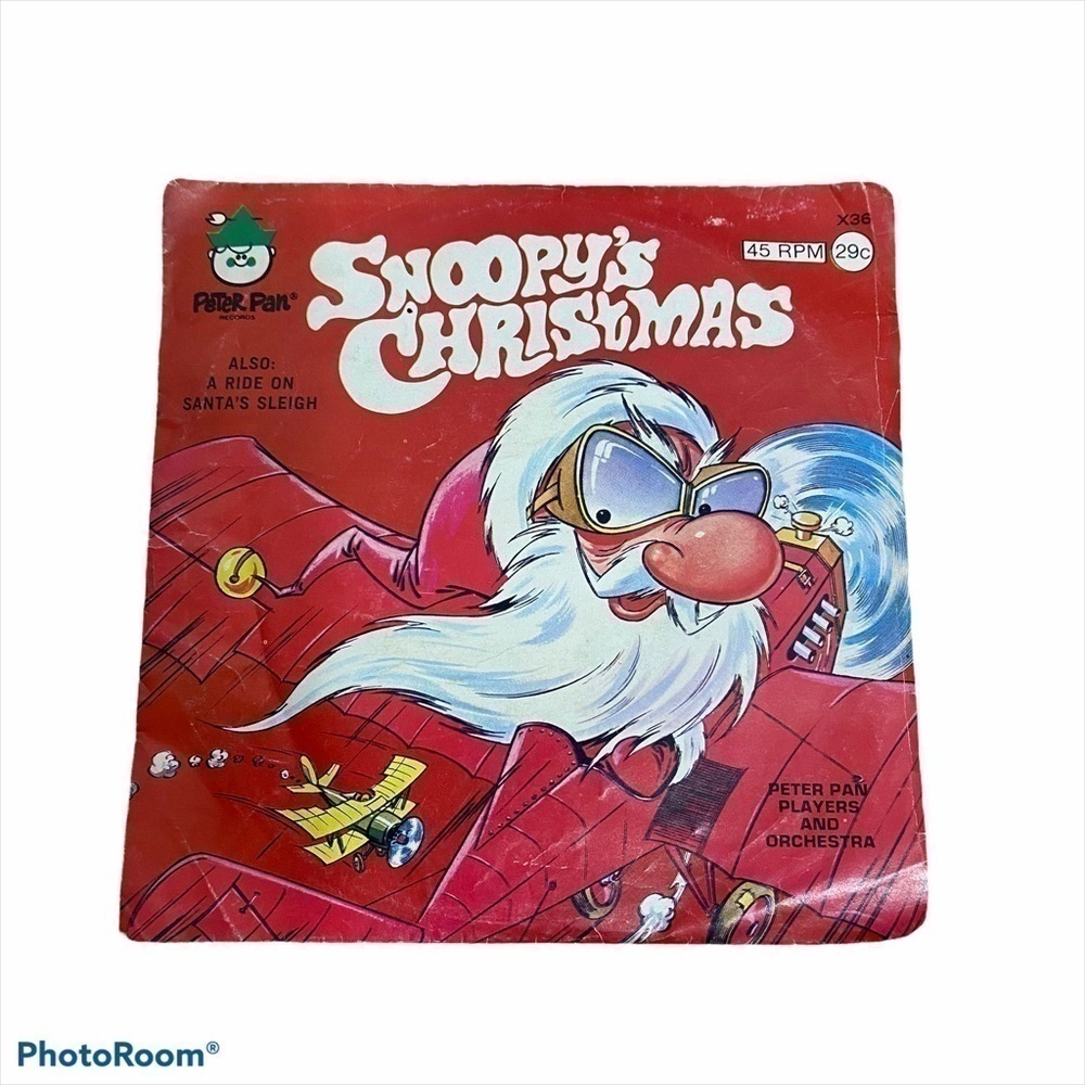 Vintage Snoopy’s Christmas Record 45 RPM Peter Pan